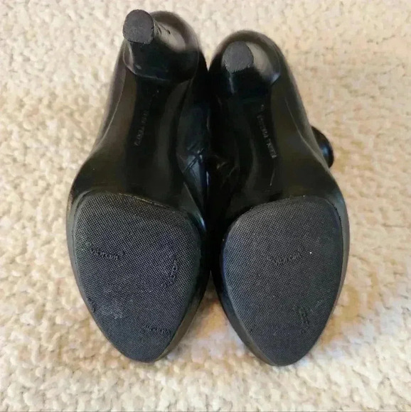 Bottega Veneta Black Leather Ankle Boots - Picture 4 of 16